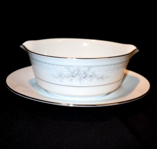 Legendary  by Noritake No.3482 Sweet Leilani  - Sauciere  oval