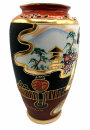 Japanische Vase mit handgemalten Geisha und Goldstaffage um 1930