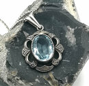 835 Silber Jugendstil Anhänger mit Blautopas  an Kette um 1925